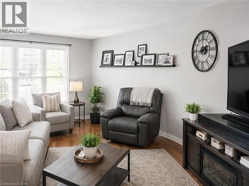 Virtually Staged - 144 Rendell Boulevard, Hamilton, ON - Indoor Photo Showing Living Room