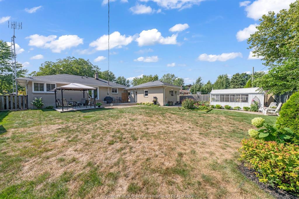 22 Danforth, Leamington, ON - Outdoor With Deck Patio Veranda