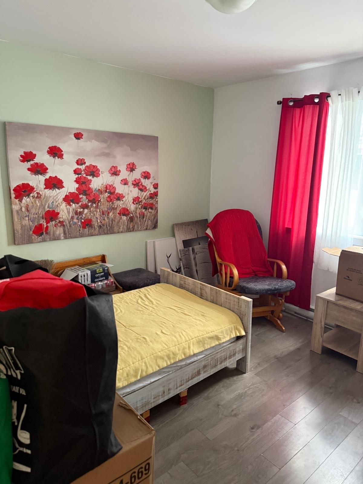 Chambre à coucher - 1984 Rue Papineau, Longueuil (Le Vieux-Longueuil), QC - Indoor Photo Showing Bedroom