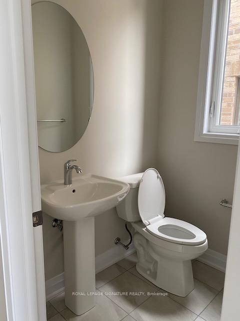 24 Periwinkle Road, Springwater, ON