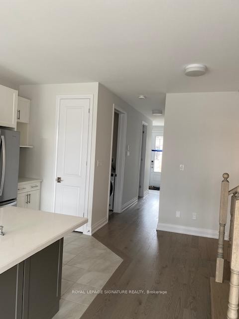24 Periwinkle Road, Springwater, ON