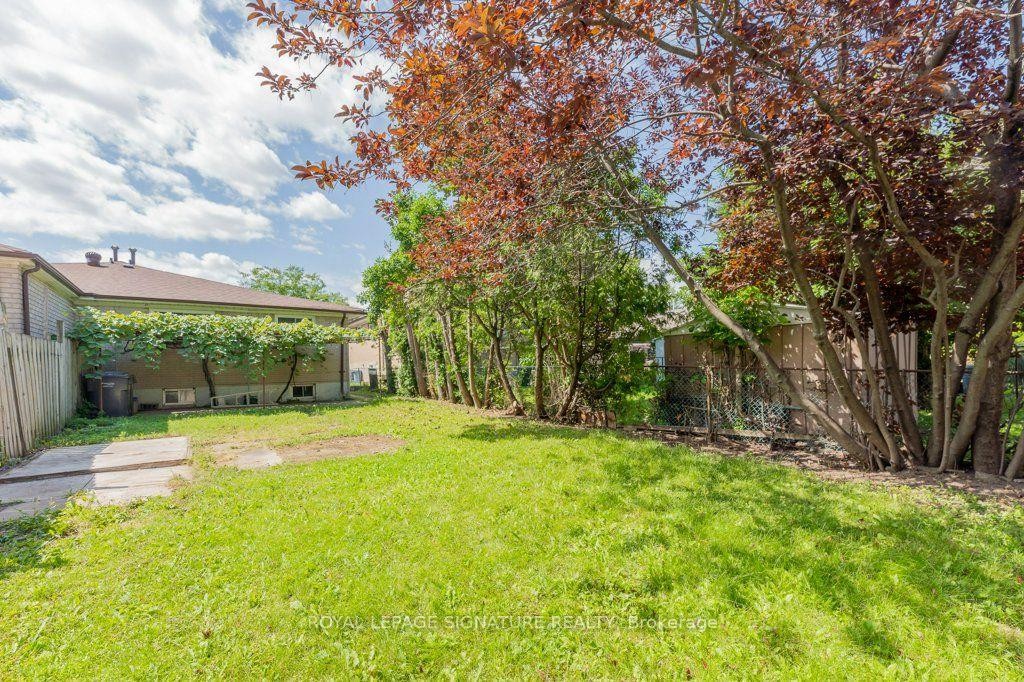 676 Abana Road, Mississauga, ON