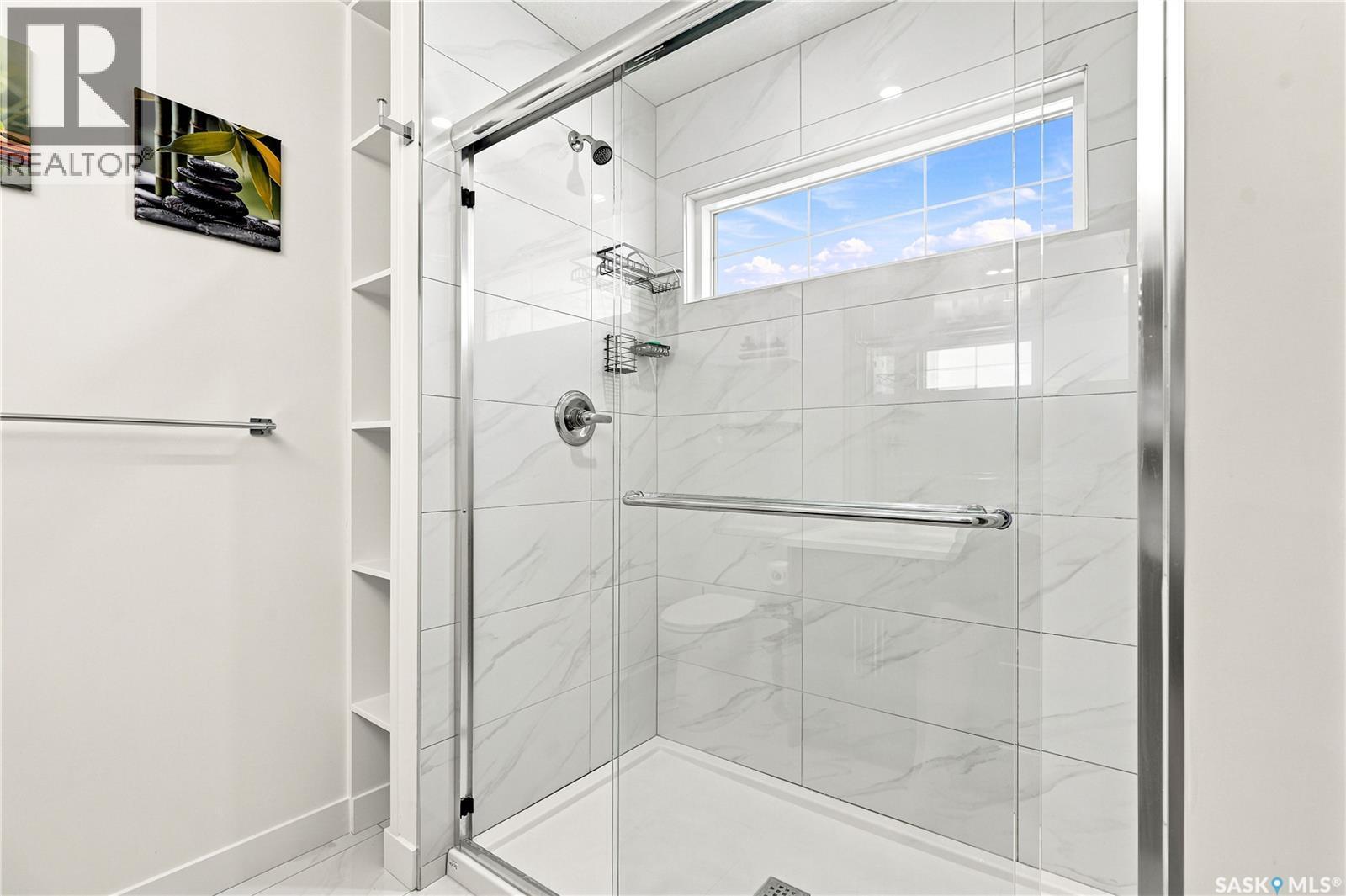 902 Bentley Manor, Saskatoon, SK - Indoor Photo Showing Bathroom