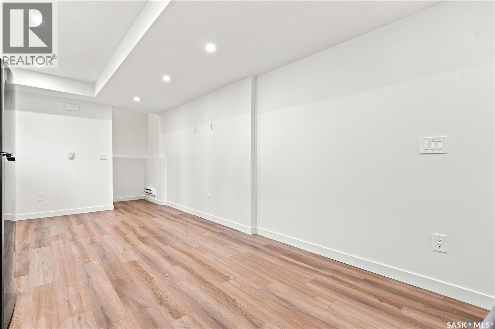 902 Bentley Manor, Saskatoon, SK - Indoor Photo Showing Other Room