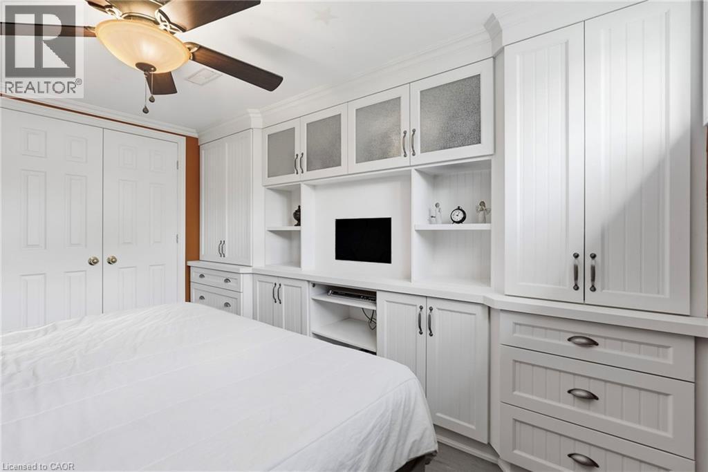 3 Mitchell Avenue, Hamilton, ON - Indoor Photo Showing Bedroom