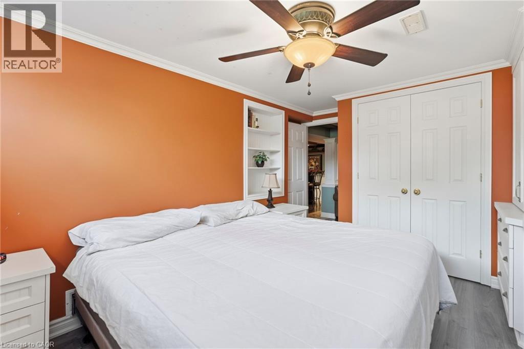 3 Mitchell Avenue, Hamilton, ON - Indoor Photo Showing Bedroom