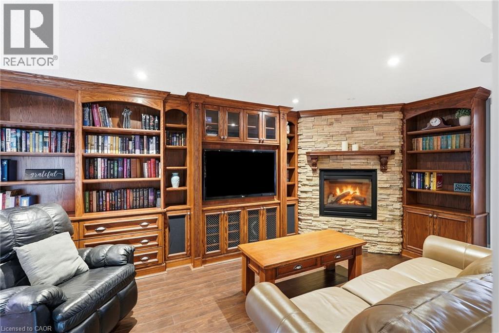 3 Mitchell Avenue, Hamilton, ON - Indoor With Fireplace