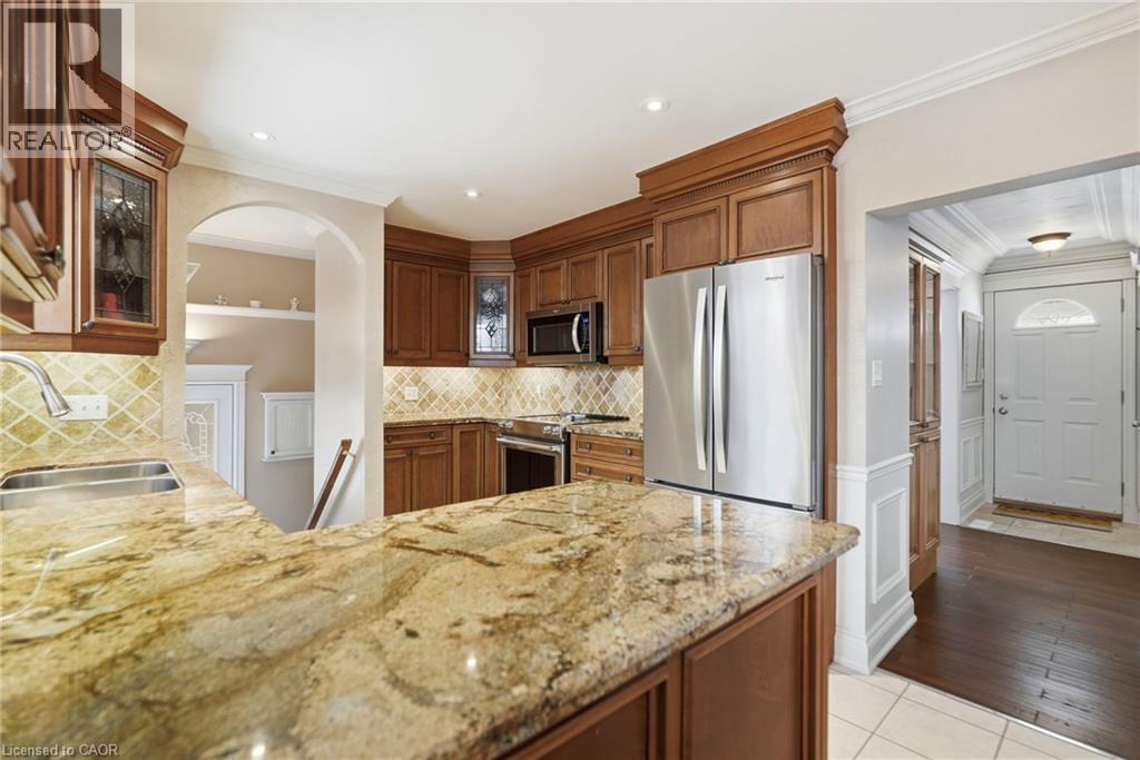 3 Mitchell Avenue, Hamilton, ON - Indoor Photo Showing Kitchen With Double Sink