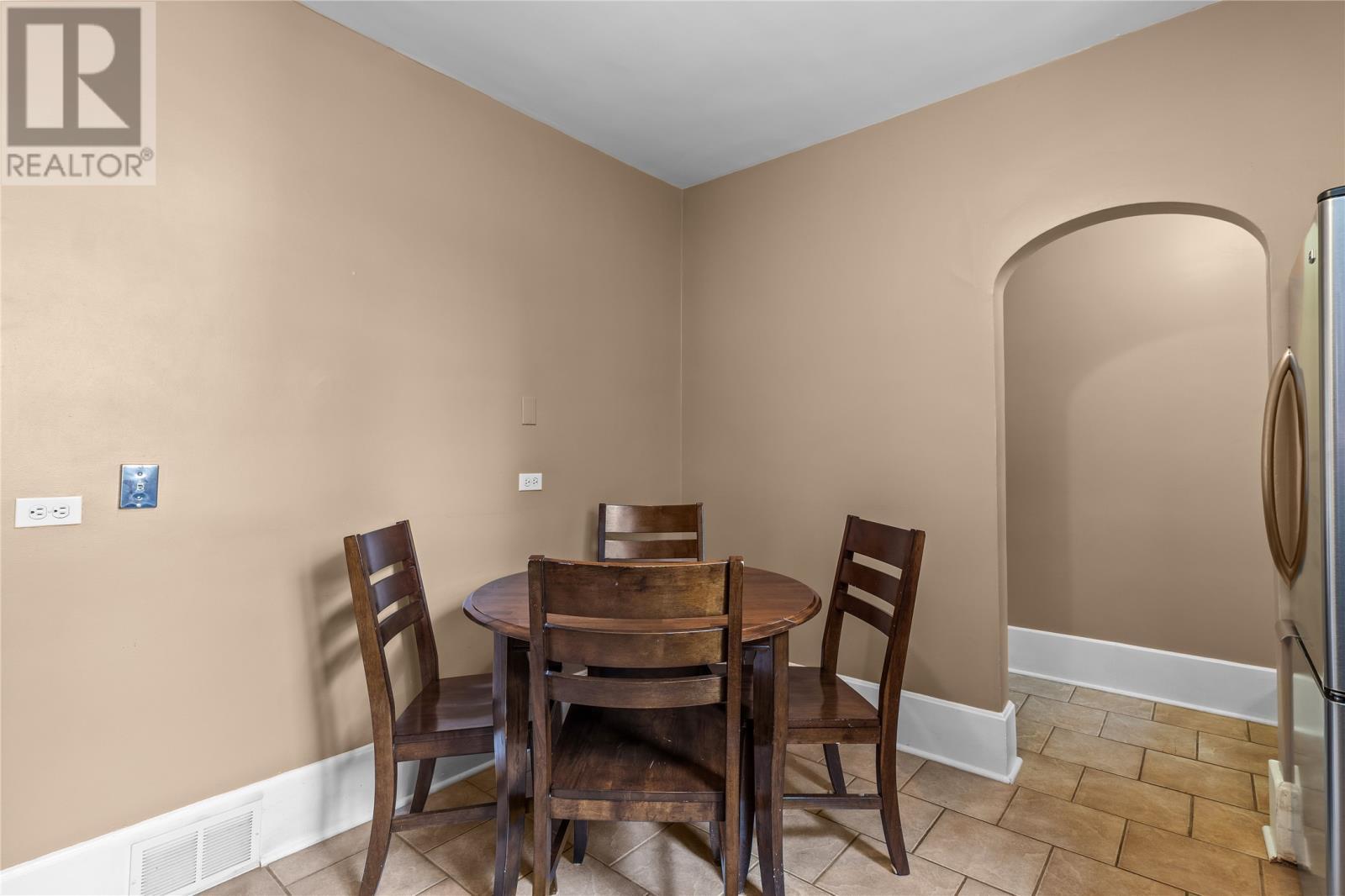 38 Forest Road, St. John'S, NL