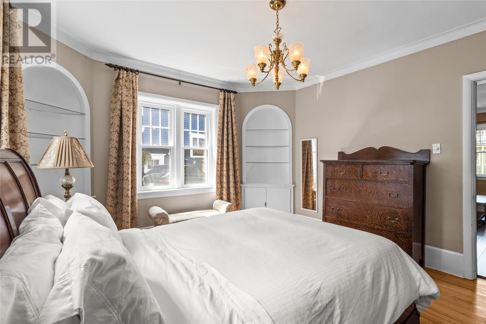 38 Forest Road, St. John'S, NL