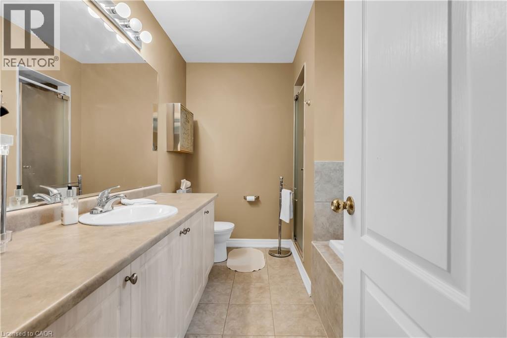 786 Fourth Line, Milton, ON - Indoor Photo Showing Bathroom