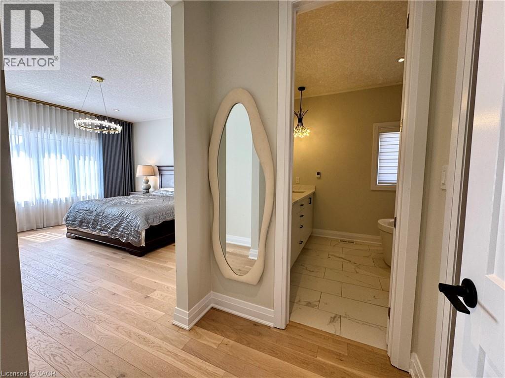 923 Eaglecrest Court, Kitchener, ON - Indoor Photo Showing Bedroom