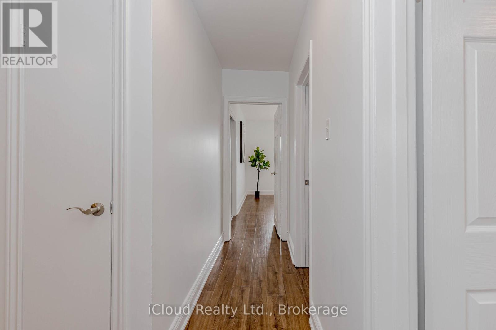 28 Hoffman Street, Kitchener, ON - Indoor Photo Showing Other Room
