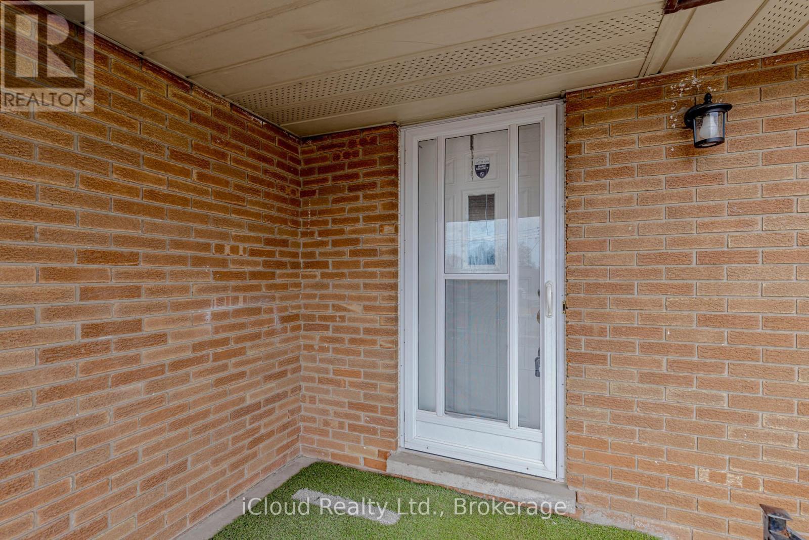 28 Hoffman Street, Kitchener, ON - Outdoor With Exterior