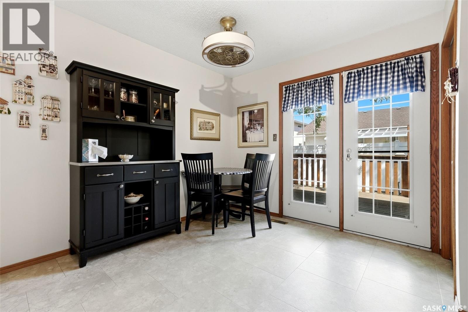 3309 Brookshire Lane, Regina, SK - Indoor