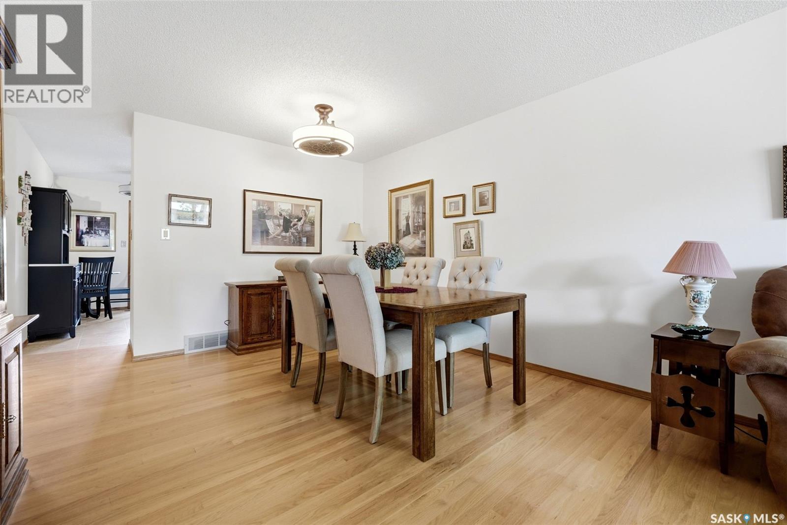 3309 Brookshire Lane, Regina, SK - Indoor Photo Showing Dining Room