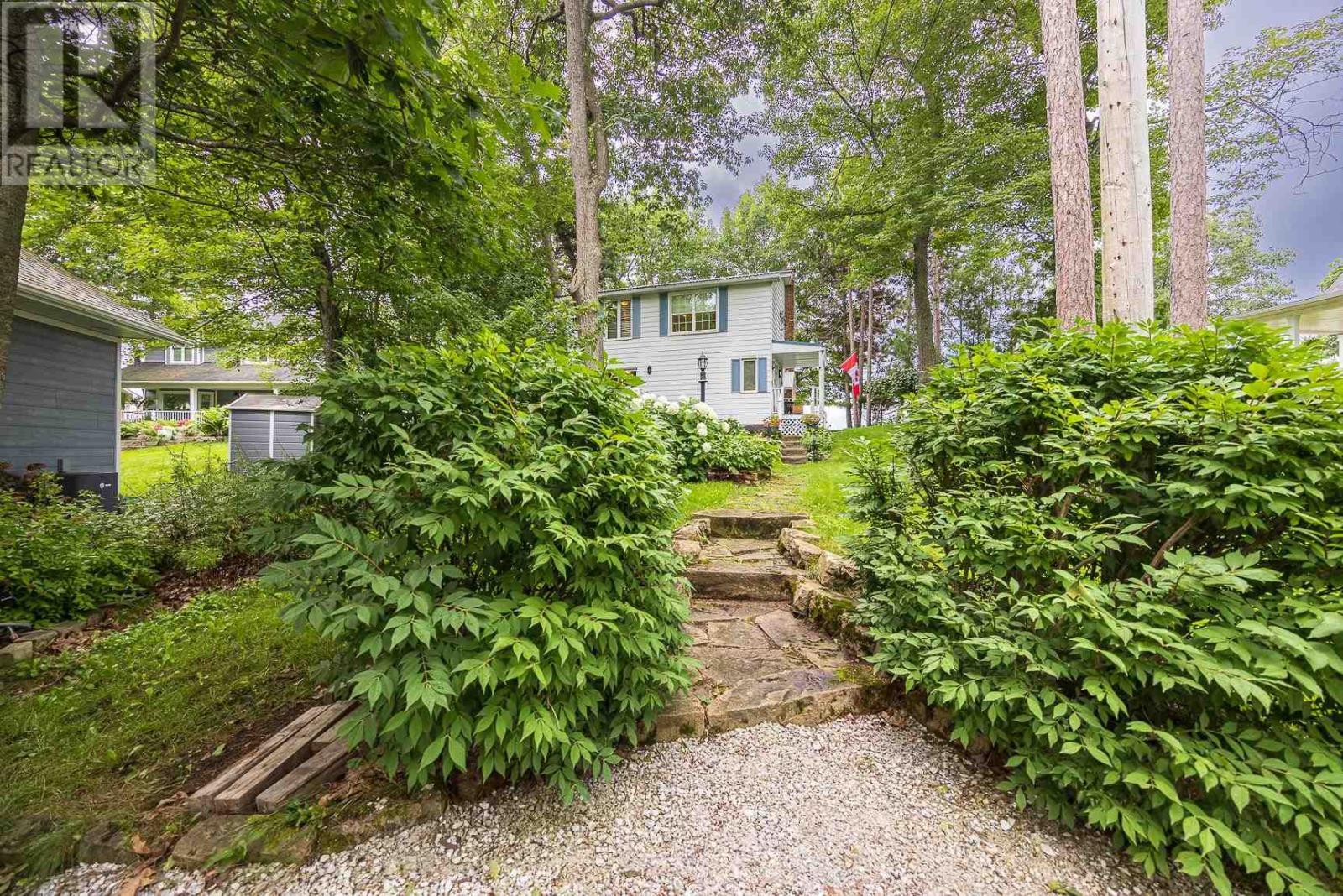 267 Pointe Louise Dr, Sault Ste. Marie, ON - Outdoor