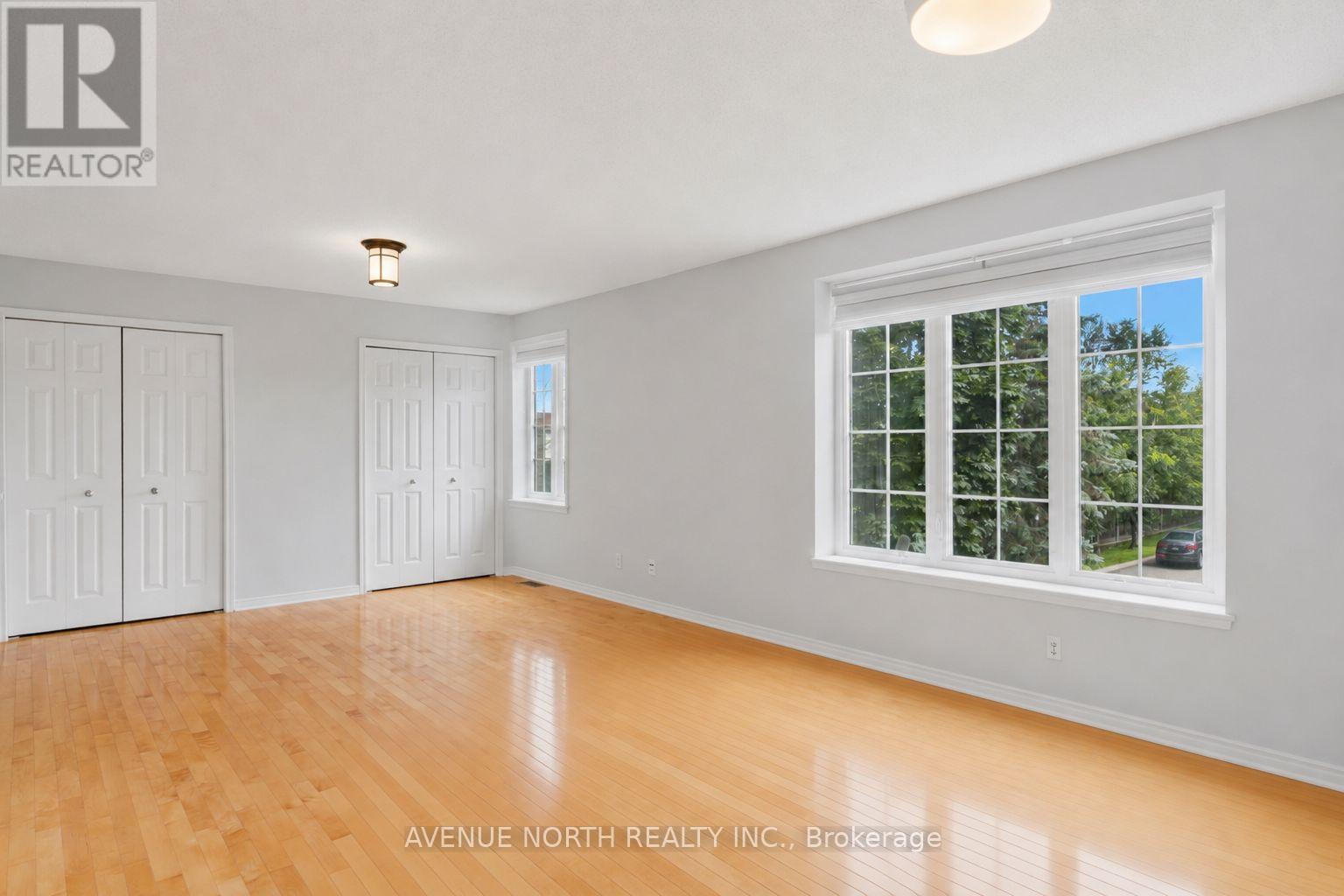 141 Gladeview Private, Ottawa, ON - Indoor Photo Showing Other Room