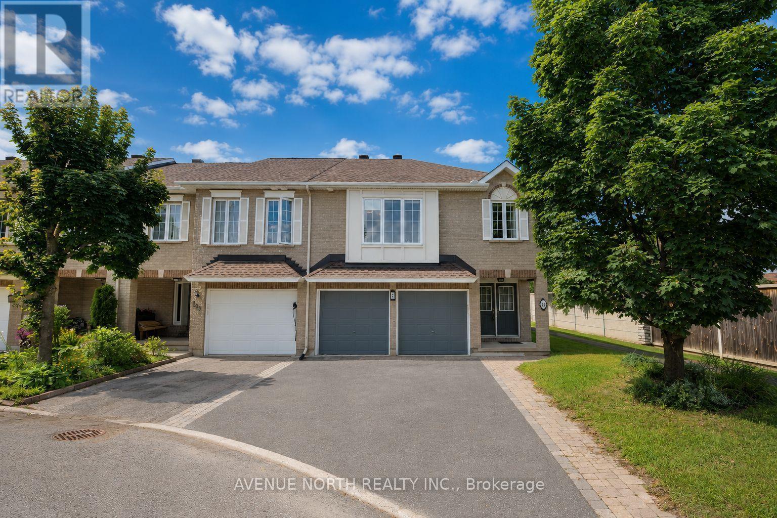 141 Gladeview Private, Ottawa, ON - Outdoor With Facade