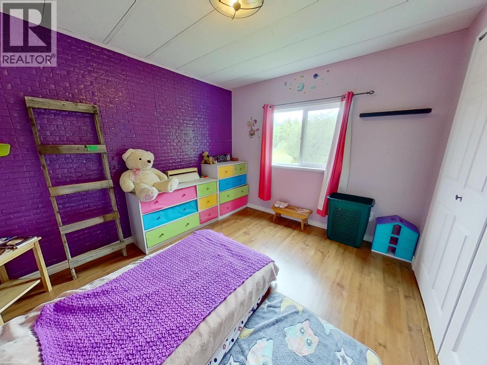 1075 Falcon Road, Quesnel, BC - Indoor Photo Showing Bedroom