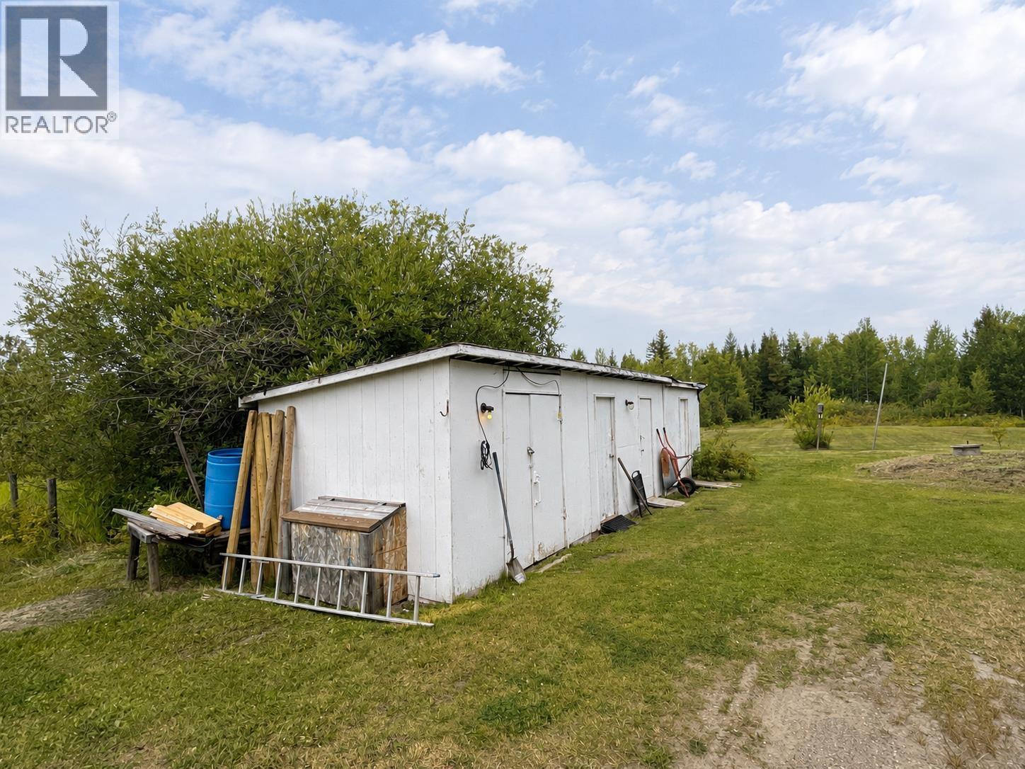 1075 Falcon Road, Quesnel, BC - Outdoor