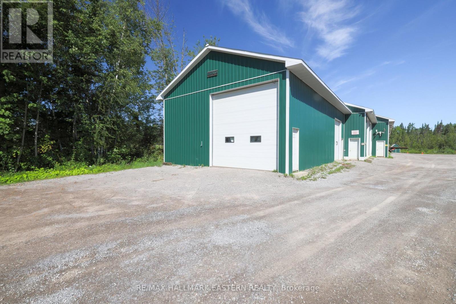 1738 8Th Line, Selwyn, ON - Outdoor With Exterior