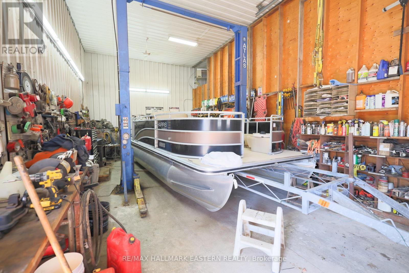 1738 8Th Line, Selwyn, ON - Indoor