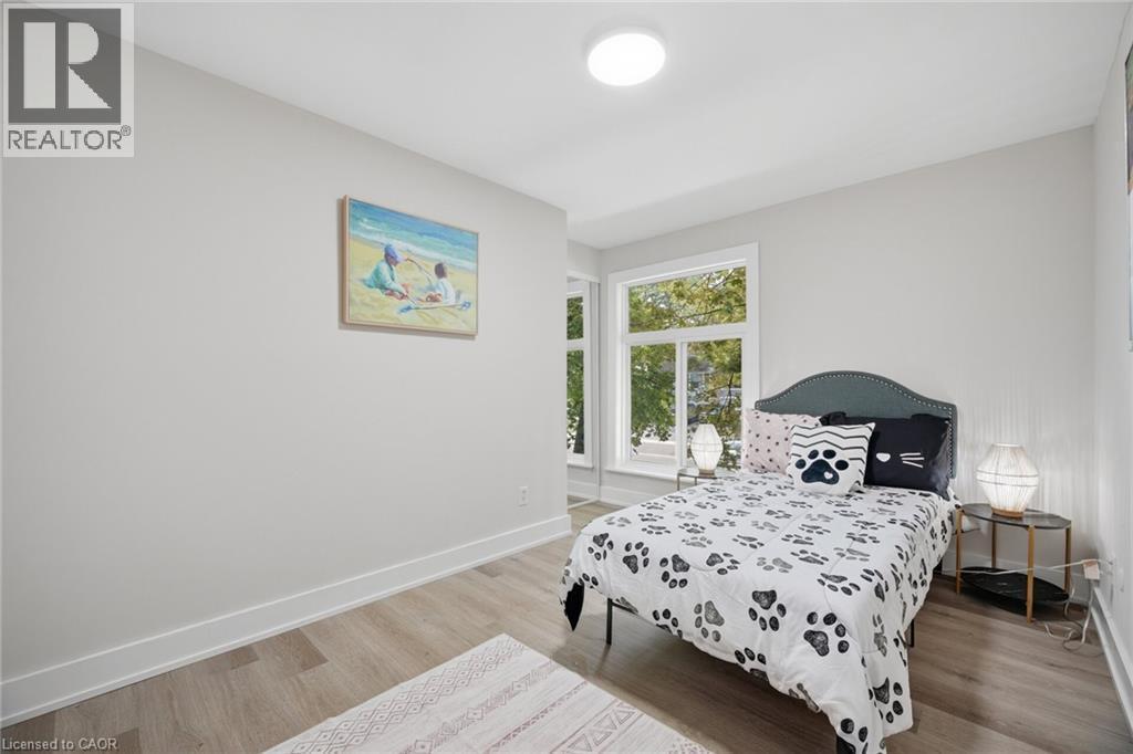 1345 Playford Road, Mississauga, ON - Indoor Photo Showing Bedroom