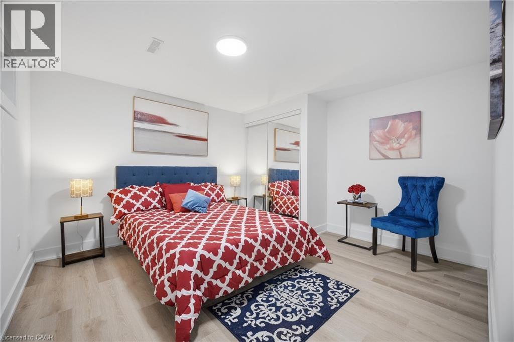 1345 Playford Road, Mississauga, ON - Indoor Photo Showing Bedroom
