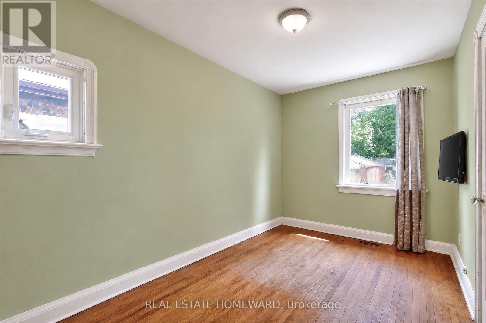 413 O'Connor Drive, Toronto, ON - Indoor Photo Showing Other Room