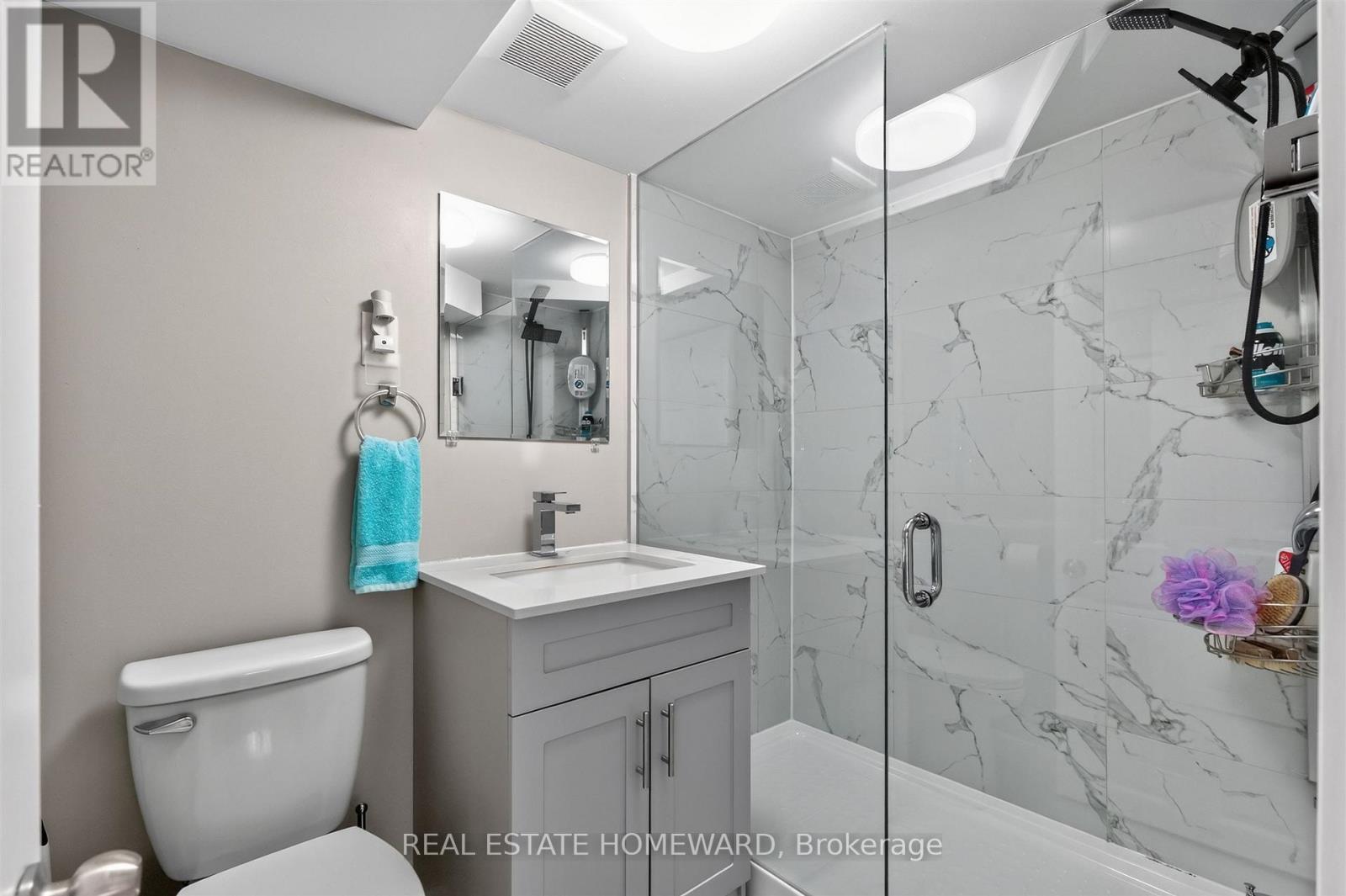 413 O'Connor Drive, Toronto, ON - Indoor Photo Showing Bathroom