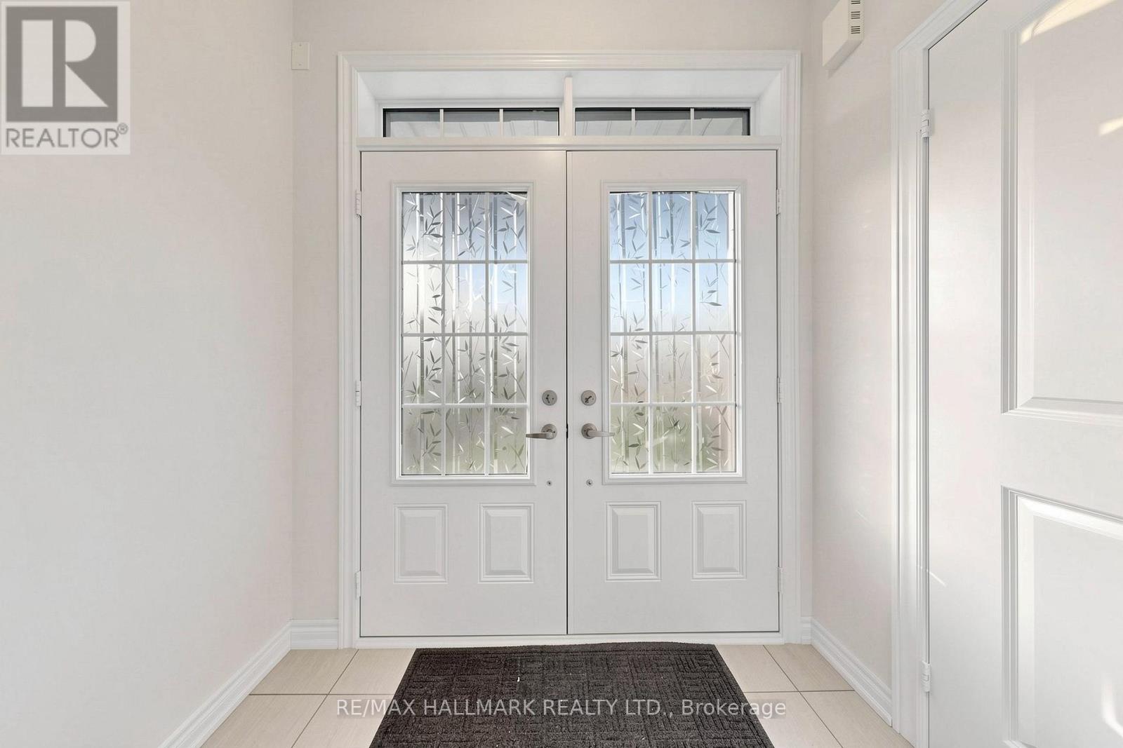 19 Conarty Crescent, Whitby, ON - Indoor Photo Showing Other Room