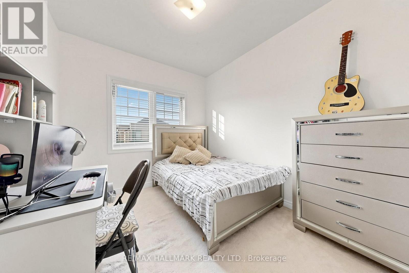 19 Conarty Crescent, Whitby, ON - Indoor Photo Showing Bedroom