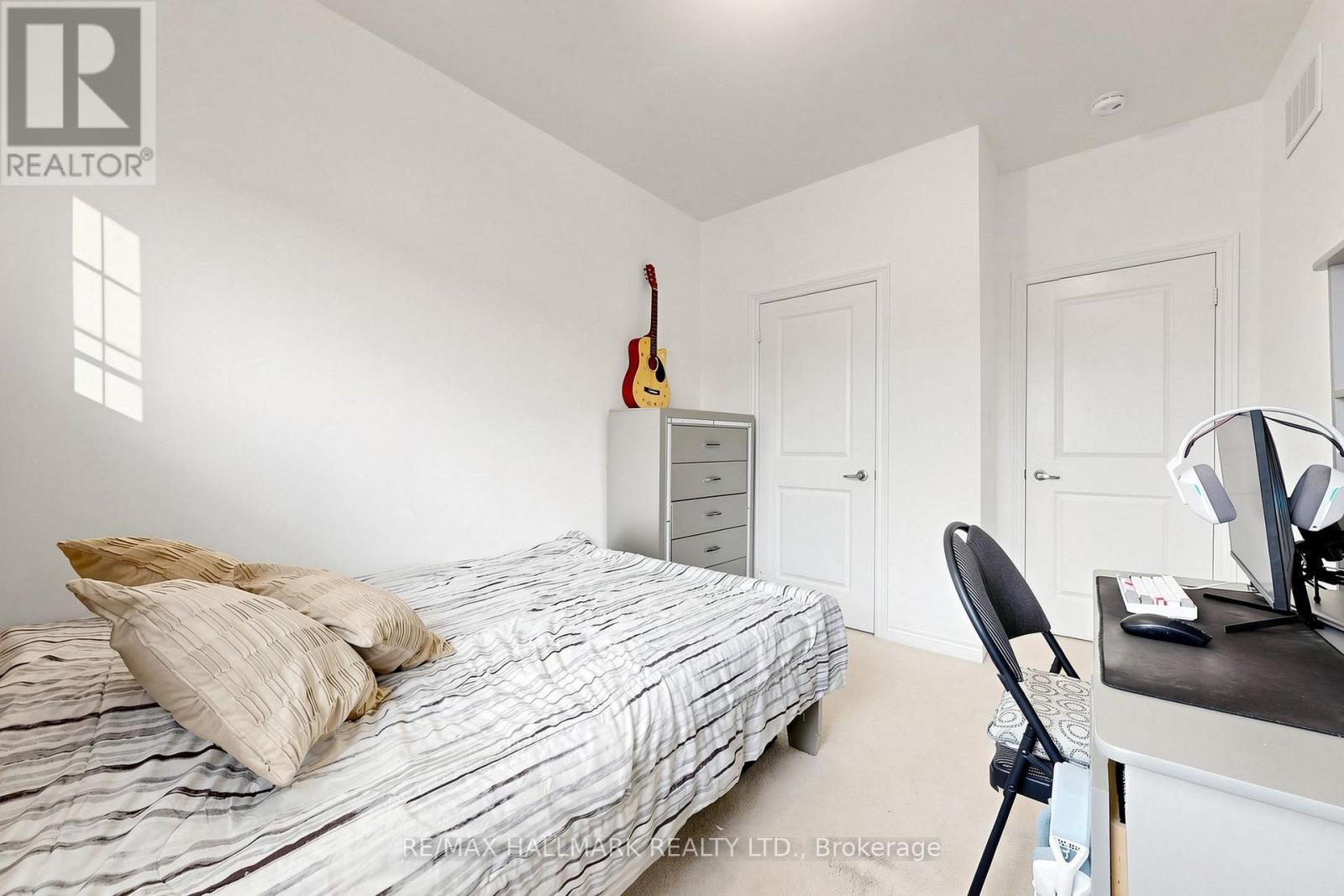 19 Conarty Crescent, Whitby, ON - Indoor Photo Showing Bedroom