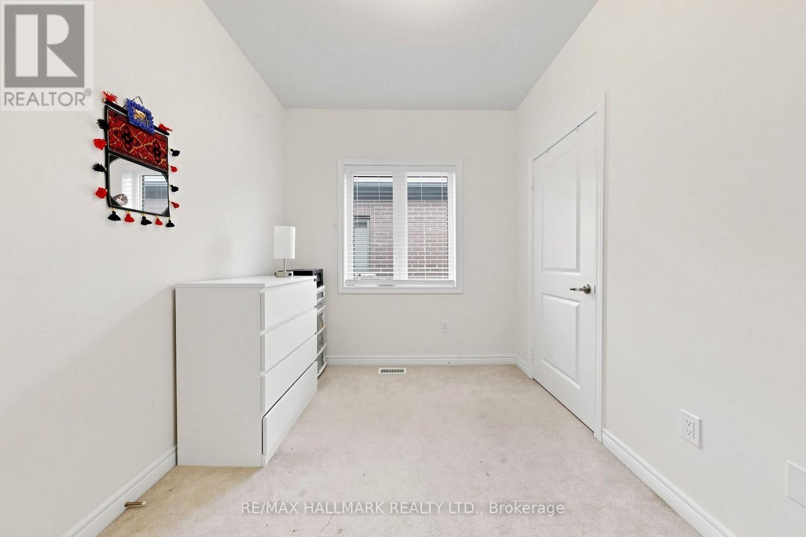 19 Conarty Crescent, Whitby, ON - Indoor Photo Showing Other Room