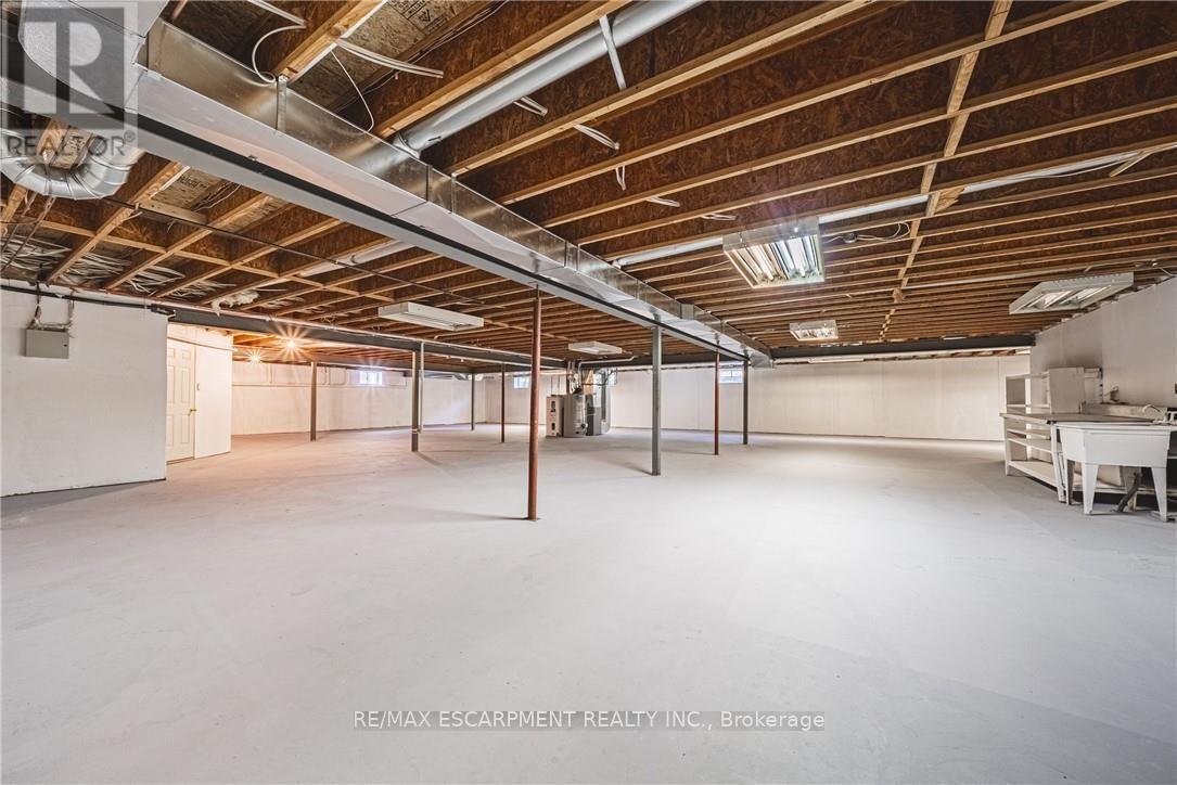 511 Glover Road, Hamilton, ON - Indoor Photo Showing Basement
