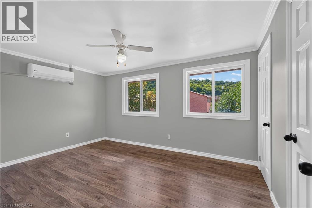 66 Summercrest Drive Unit# 3, Hamilton, ON - Indoor Photo Showing Other Room