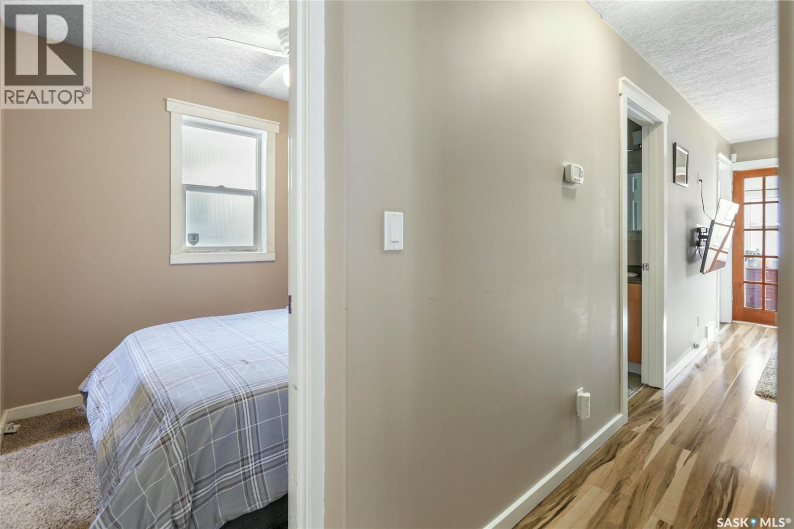 1438 Connaught Street, Regina, SK - Indoor