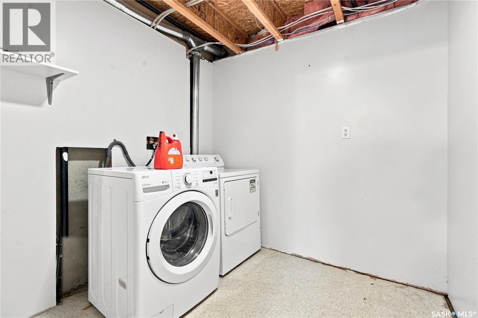 106 663 Beckett Crescent, Saskatoon, SK - Indoor Photo Showing Laundry Room