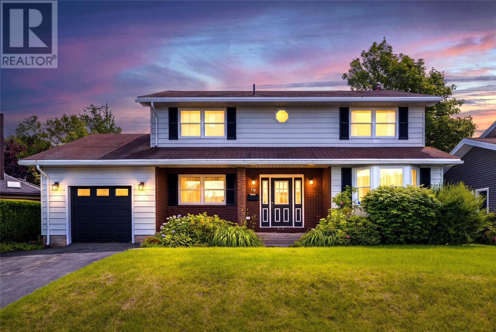 10 Tonbridge Place, St. John'S, NL - Outdoor With Facade