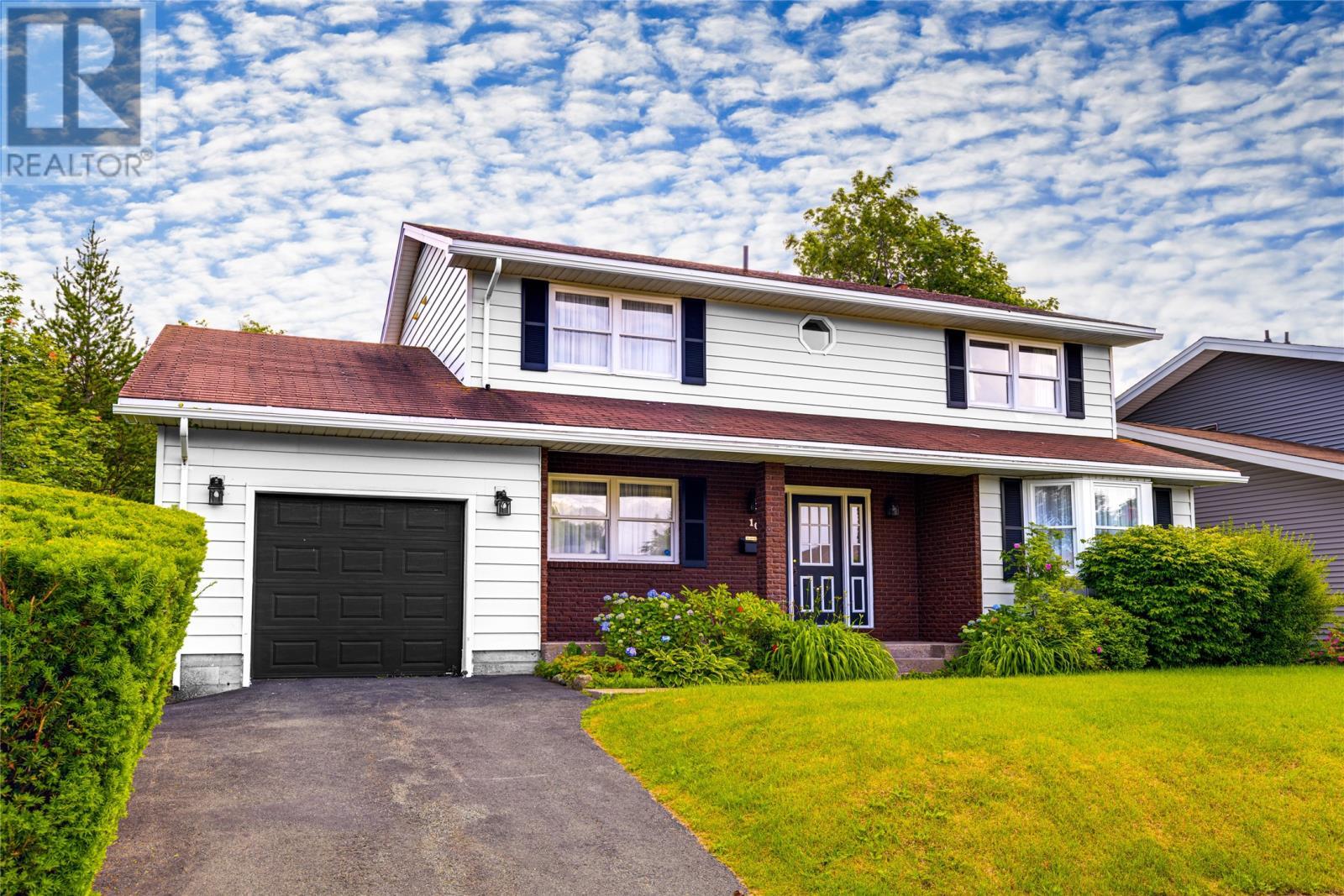 10 Tonbridge Place, St. John'S, NL - Outdoor With Facade