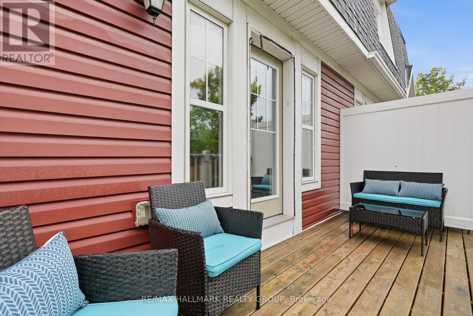 588 Foxlight Circle, Ottawa, ON - Outdoor With Deck Patio Veranda With Exterior