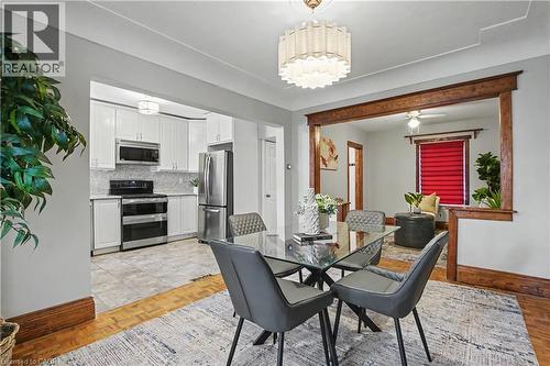 279 Ottawa Street S, Hamilton, ON - Indoor Photo Showing Dining Room