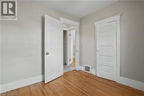 279 Ottawa Street S, Hamilton, ON - Indoor Photo Showing Other Room