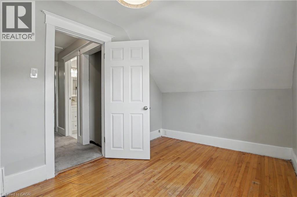 279 Ottawa Street S, Hamilton, ON - Indoor Photo Showing Other Room