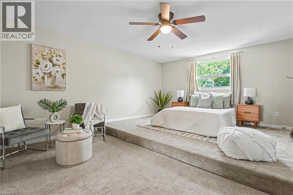 279 Ottawa Street S, Hamilton, ON - Indoor Photo Showing Bedroom