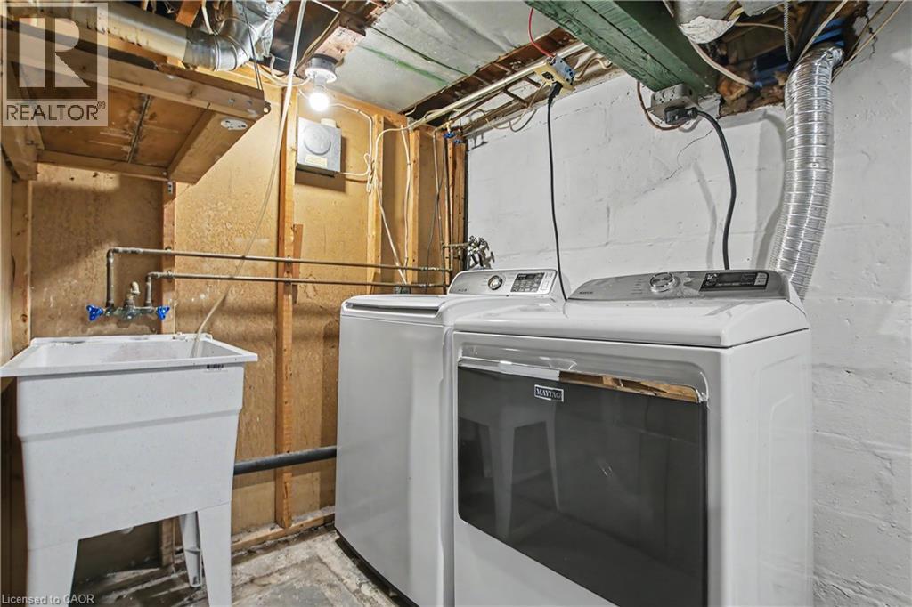 279 Ottawa Street S, Hamilton, ON - Indoor Photo Showing Laundry Room