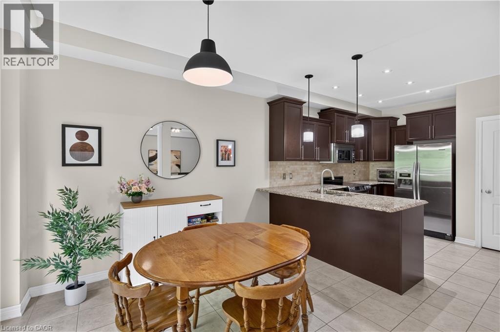 82 Maplevale Drive, Ancaster, ON - Indoor