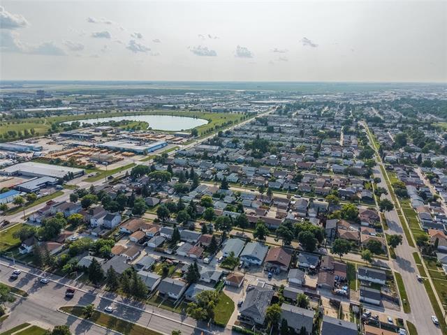 35 Brazil St, Winnipeg, MB - Outdoor With View