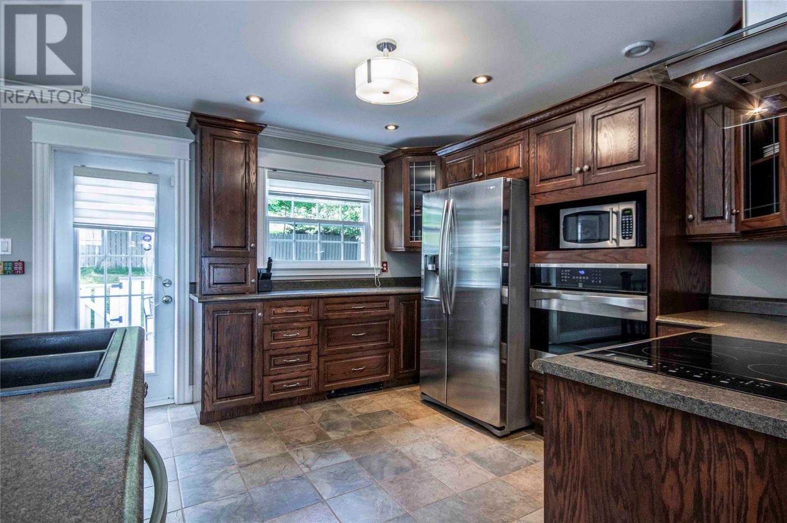 48 Canada Drive, St.John’S, NL - Indoor Photo Showing Kitchen
